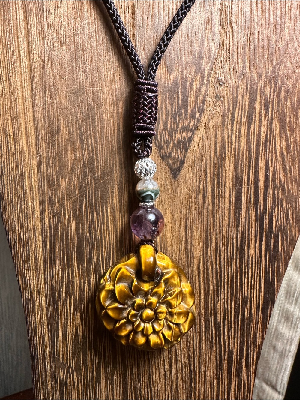 Tiger’s Eye Flower Pendant Necklace with Amethyst and Agate on Brown Rope - Picture 2 of 14